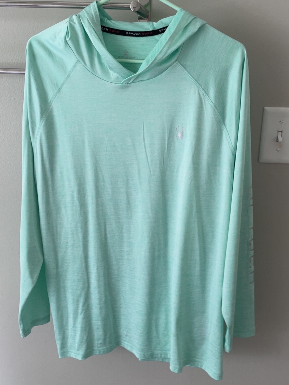 Men’s Spyder Lightweight Mint Hooded Long Sleeve Rash Gaurd Sun Shirt